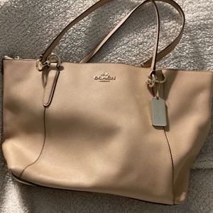 Coach Tote